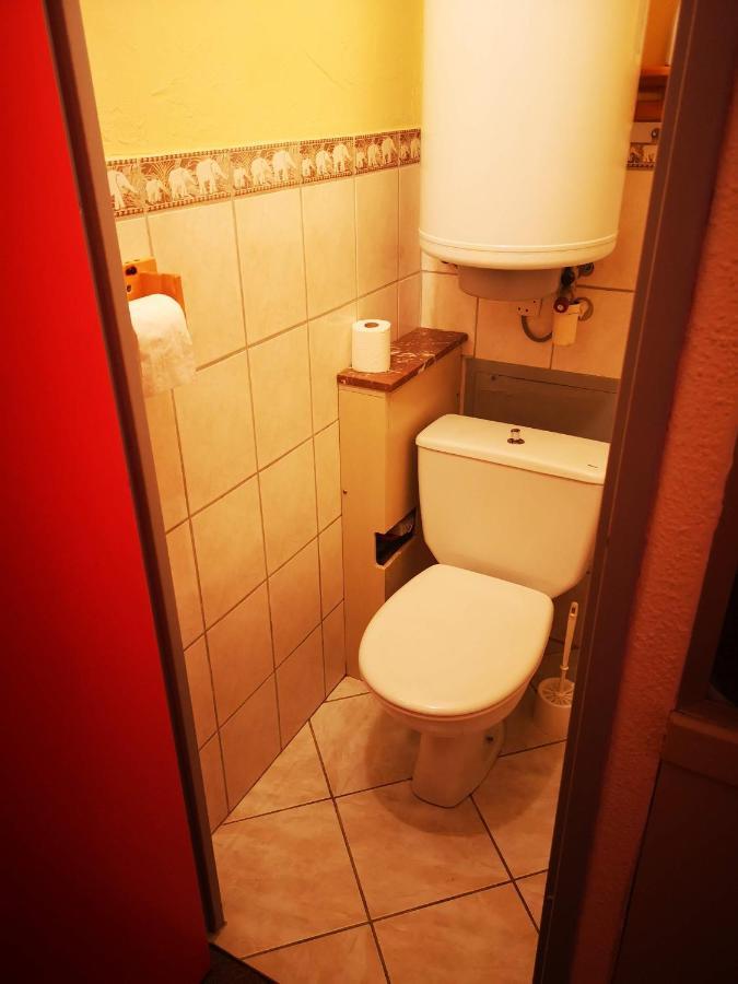 Myhome - Studio 5 Pax Plein Soleil - Propre, Bon Marche, Emplacement Top ! Тінь Екстер'єр фото